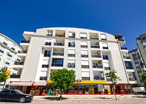 محلات للبيع في منطقة هورما كونيالتي مع ضمان الإيجار