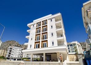 محلات للبيع في منطقة هورما كونيالتي مع ضمان الإيجار