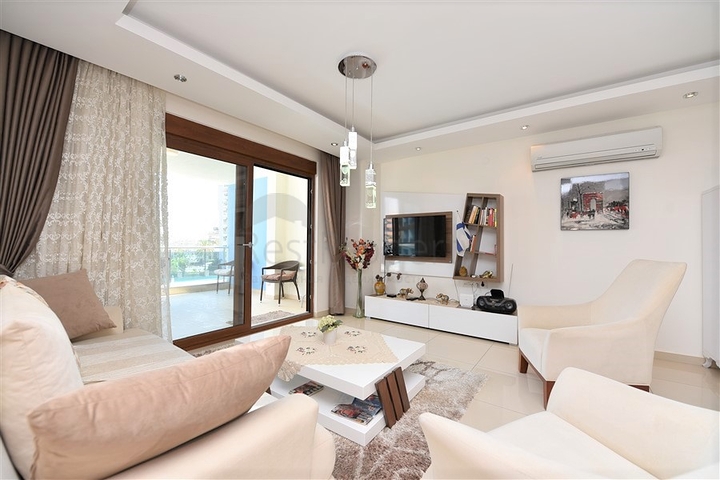 شقة مفروشة من تصميم غرفتين وصالة ضمن مجمع خمس نجوم جانب مول الانيوم في جيكجلي / الانيا 