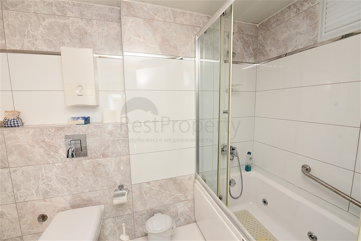 شقة مفروشة من تصميم غرفتين وصالة ضمن مجمع خمس نجوم جانب مول الانيوم في جيكجلي / الانيا 