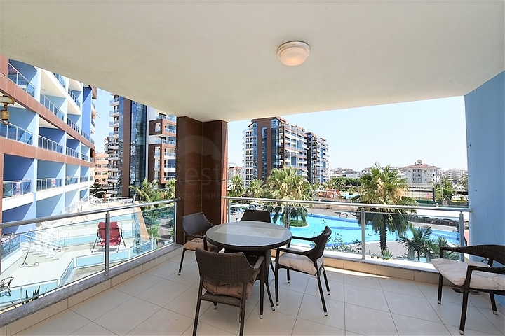 شقة مفروشة من تصميم غرفتين وصالة ضمن مجمع خمس نجوم جانب مول الانيوم في جيكجلي / الانيا 