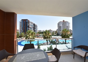 شقة مفروشة من تصميم غرفتين وصالة ضمن مجمع خمس نجوم جانب مول الانيوم في جيكجلي / الانيا 