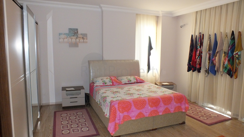 دوبلكس عائلية واسعة باطلالة ساحرة في جيكجلي / الانيا 