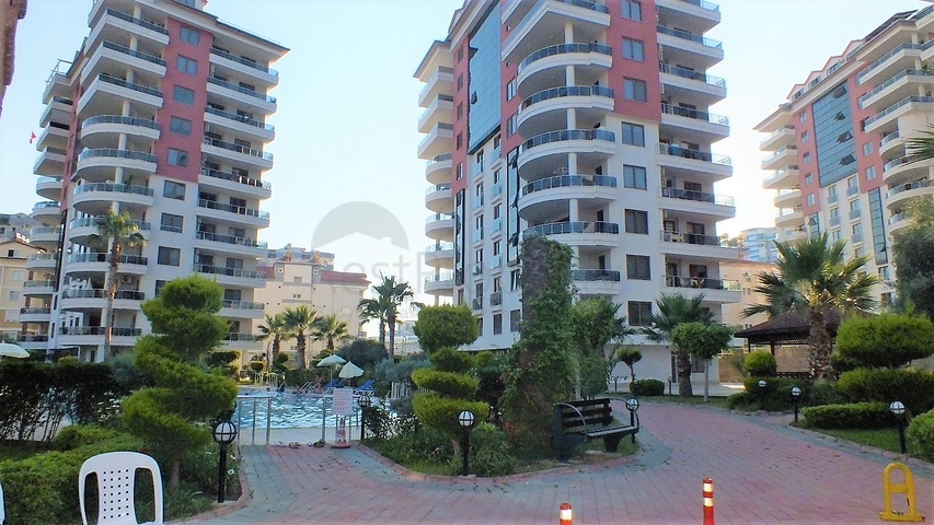 دوبلكس عائلية واسعة باطلالة ساحرة في جيكجلي / الانيا 