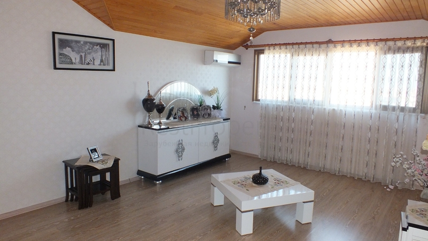 دوبلكس عائلية واسعة باطلالة ساحرة في جيكجلي / الانيا 