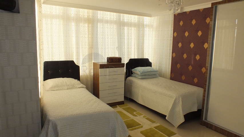 دوبلكس عائلية واسعة باطلالة ساحرة في جيكجلي / الانيا 