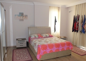 دوبلكس عائلية واسعة باطلالة ساحرة في جيكجلي / الانيا 