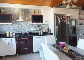 دوبلكس عائلية واسعة باطلالة ساحرة في جيكجلي / الانيا 