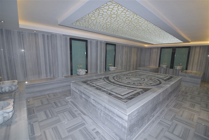 مجمع سكني حديث في مركز الانيا 