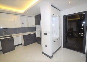 مجمع سكني حديث في مركز الانيا 