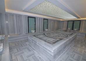 مجمع سكني حديث في مركز الانيا 