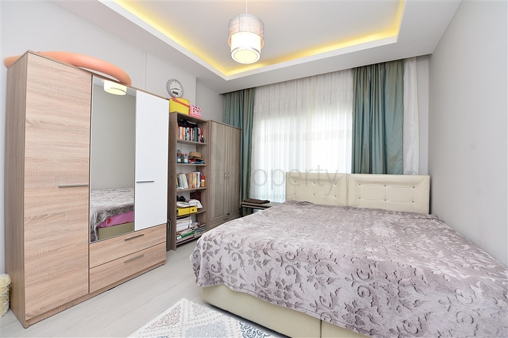 غرفتين وصالة مفروشة ضمن مجمع سكني قريب من البحر في كاستل / الانيا 