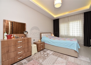 غرفتين وصالة مفروشة ضمن مجمع سكني قريب من البحر في كاستل / الانيا 