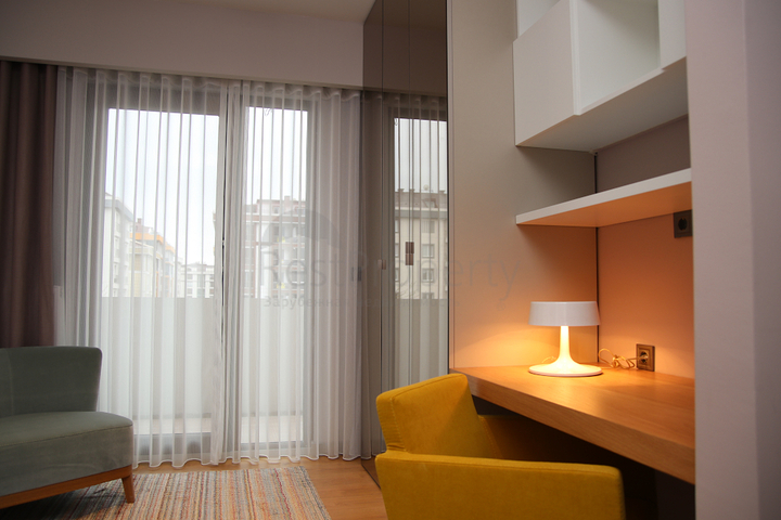 بالتقسيط - شقق ضمن مجمع سكني حديث في بيلك دوزو / اسطنبول 