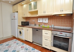 شقة غرفتين وصالة مفروشة قريبة من البحر في مهموتلار / الانيا 