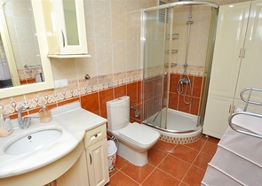 شقة غرفتين وصالة مفروشة قريبة من البحر في مهموتلار / الانيا 