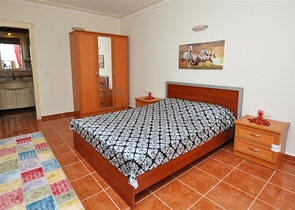 شقة غرفتين وصالة مفروشة قريبة من البحر في مهموتلار / الانيا 