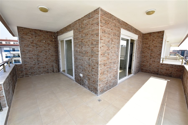 دوبلكس فاخرة مع تراس واسع واطلالة جبلية ساحرة في مهموتلار / الانيا 