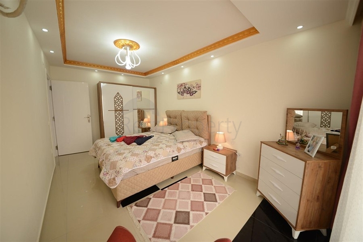 دوبلكس فاخرة مع تراس واسع واطلالة جبلية ساحرة في مهموتلار / الانيا 