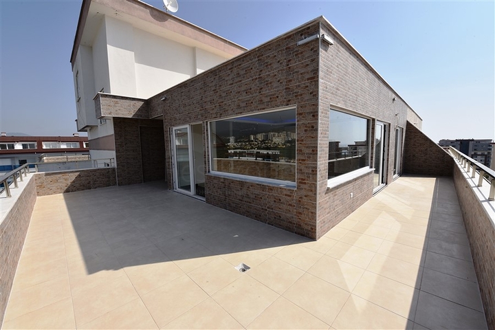 دوبلكس فاخرة مع تراس واسع واطلالة جبلية ساحرة في مهموتلار / الانيا 