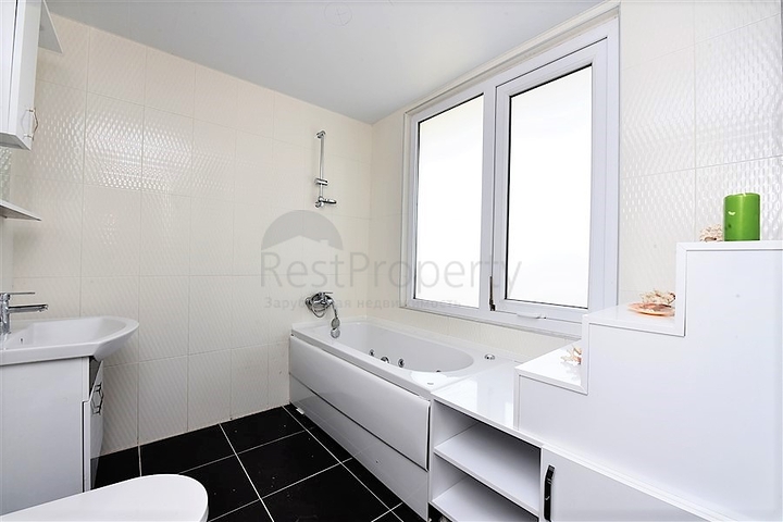 دوبلكس فاخرة مع تراس واسع واطلالة جبلية ساحرة في مهموتلار / الانيا 