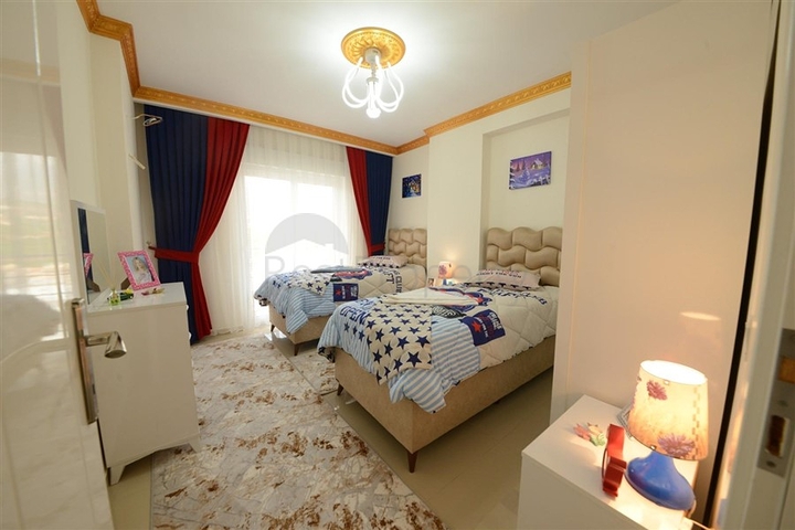 دوبلكس فاخرة مع تراس واسع واطلالة جبلية ساحرة في مهموتلار / الانيا 