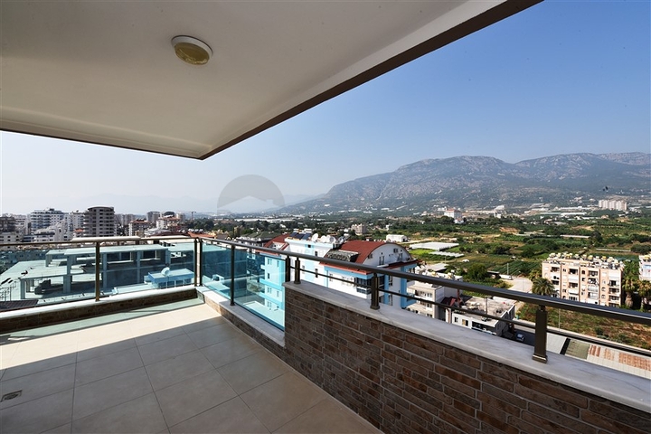 دوبلكس فاخرة مع تراس واسع واطلالة جبلية ساحرة في مهموتلار / الانيا 