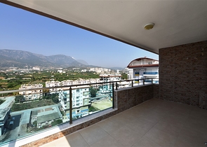 دوبلكس فاخرة مع تراس واسع واطلالة جبلية ساحرة في مهموتلار / الانيا 