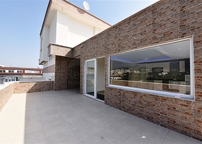 دوبلكس فاخرة مع تراس واسع واطلالة جبلية ساحرة في مهموتلار / الانيا 