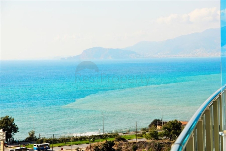 اطلالة بحرية مباشرة- شقة مؤثثة تصميم غرفة  نوم وصالة ضمن مجمع سكني حديث في كاركي جاك - الانيا 