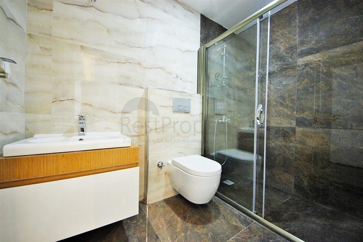 اطلالة بحرية مباشرة- شقة مؤثثة تصميم غرفة  نوم وصالة ضمن مجمع سكني حديث في كاركي جاك - الانيا 