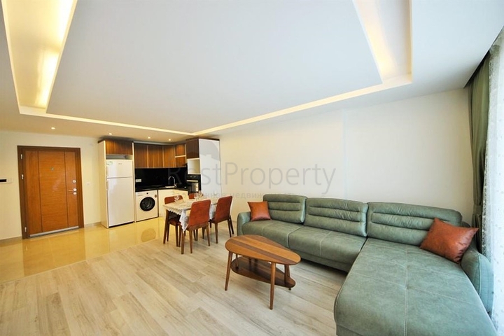 اطلالة بحرية مباشرة- شقة مؤثثة تصميم غرفة  نوم وصالة ضمن مجمع سكني حديث في كاركي جاك - الانيا 