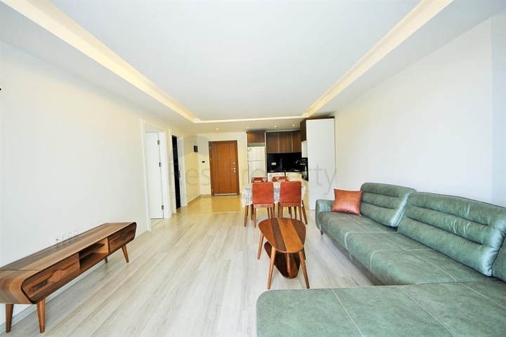 اطلالة بحرية مباشرة- شقة مؤثثة تصميم غرفة  نوم وصالة ضمن مجمع سكني حديث في كاركي جاك - الانيا 