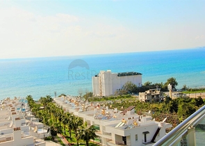 اطلالة بحرية مباشرة- شقة مؤثثة تصميم غرفة  نوم وصالة ضمن مجمع سكني حديث في كاركي جاك - الانيا 