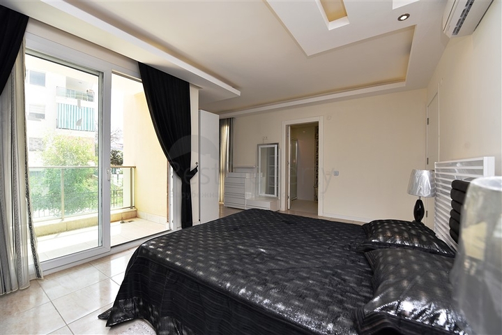 شقة غرفتين باطلالة مميزة في منطقة اوبا المركزية / الانيا 