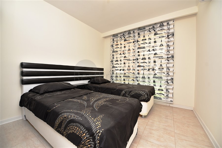 شقة غرفتين باطلالة مميزة في منطقة اوبا المركزية / الانيا 