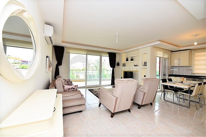 شقة غرفتين باطلالة مميزة في منطقة اوبا المركزية / الانيا 