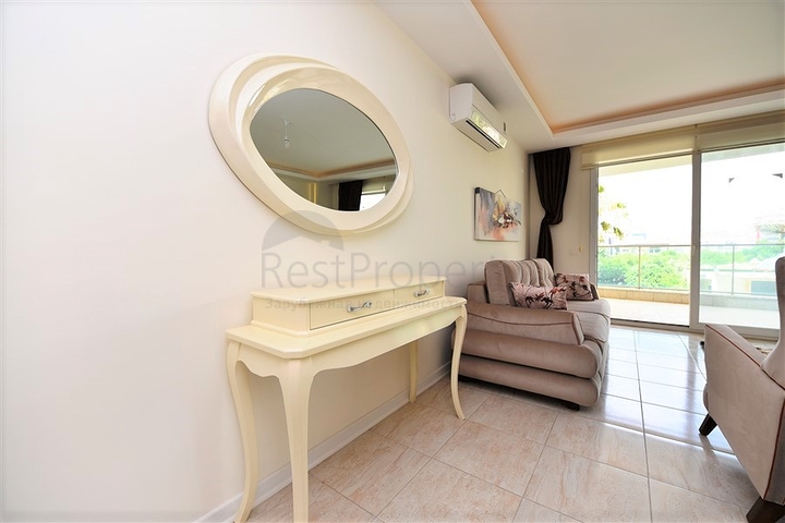 شقة غرفتين باطلالة مميزة في منطقة اوبا المركزية / الانيا 