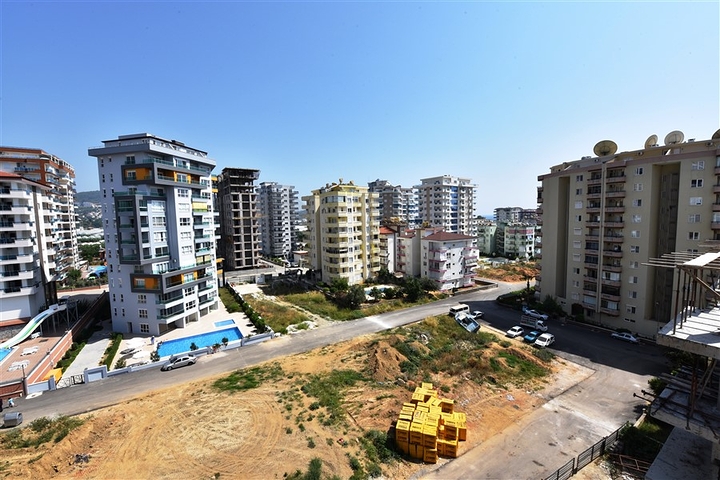 شقة غرفتين وصالة ضمن مجمع حديث قريب من البحر وبسعر مميز في الانيا 