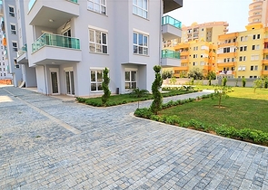 شقة غرفتين وصالة ضمن مجمع حديث قريب من البحر وبسعر مميز في الانيا 