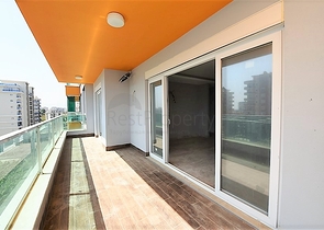 شقة غرفتين وصالة ضمن مجمع حديث قريب من البحر وبسعر مميز في الانيا 