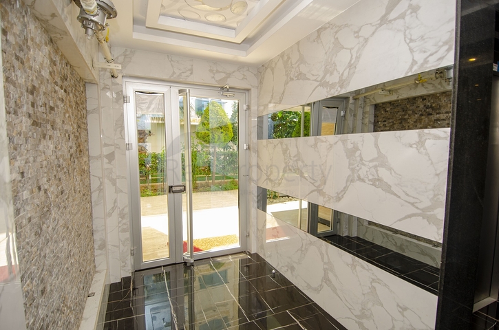 شقة بغرفة نوم واحدة مع أثاث في ليمان كونيالتي