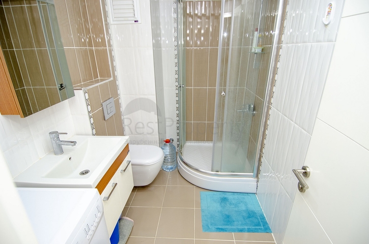 شقة بغرفة نوم واحدة مع أثاث في ليمان كونيالتي