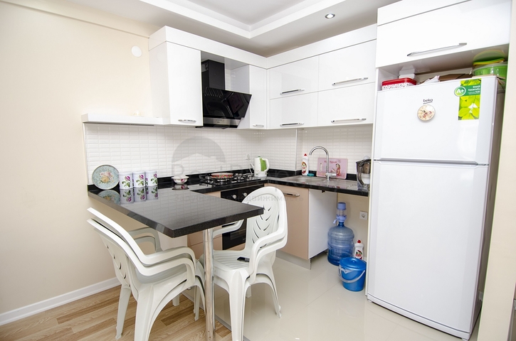 شقة بغرفة نوم واحدة مع أثاث في ليمان كونيالتي