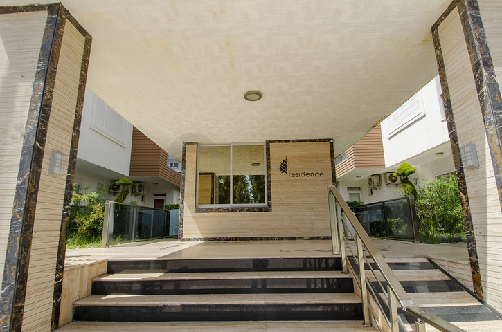 شقة بغرفة نوم واحدة مع أثاث في ليمان كونيالتي