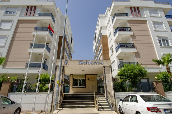 شقة بغرفة نوم واحدة مع أثاث في ليمان كونيالتي