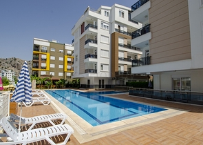 شقة بغرفة نوم واحدة مع أثاث في ليمان كونيالتي