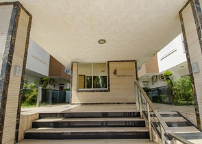 شقة بغرفة نوم واحدة مع أثاث في ليمان كونيالتي