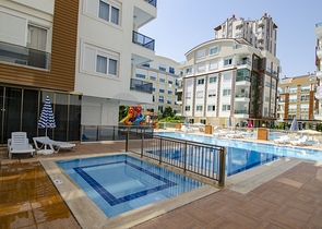 شقة بغرفة نوم واحدة مع أثاث في ليمان كونيالتي