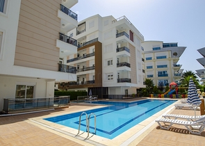 شقة بغرفة نوم واحدة مع أثاث في ليمان كونيالتي